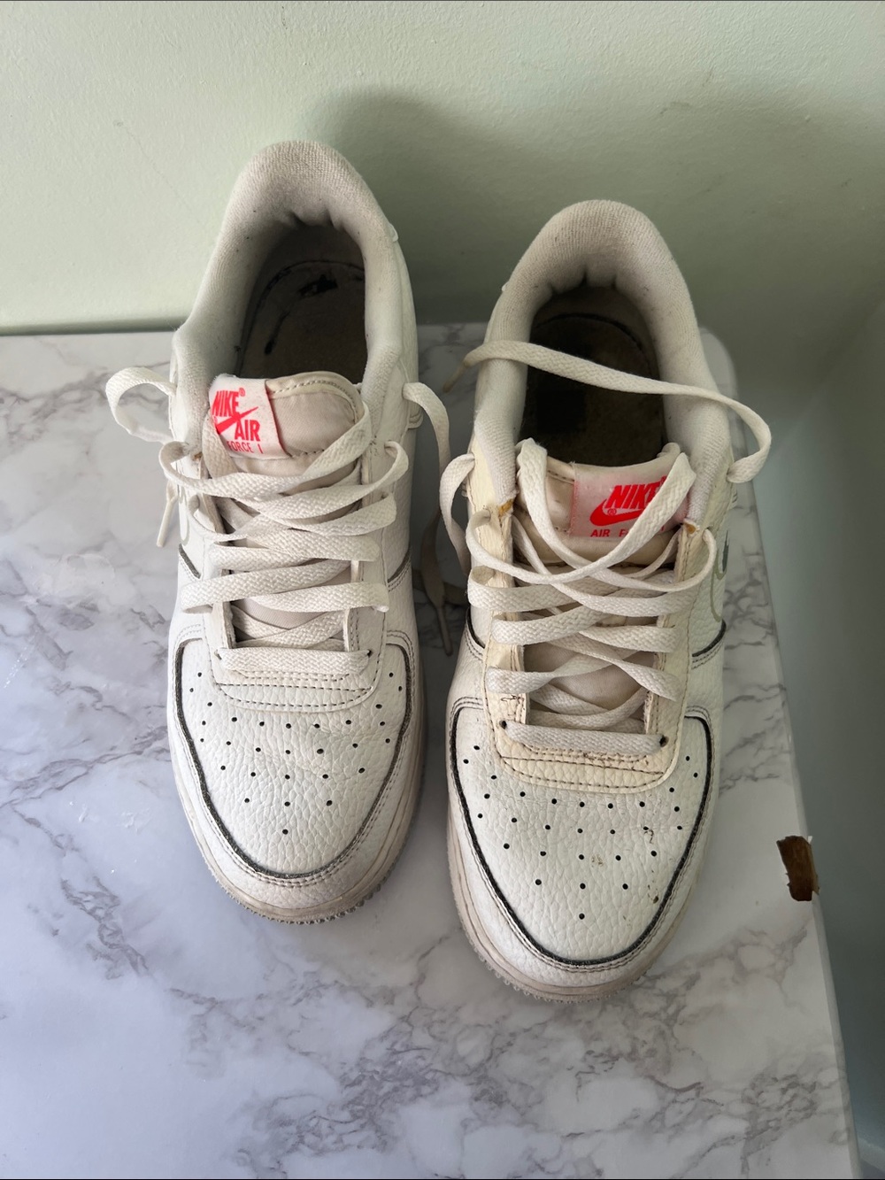 Nike Kids White Sneakers with Pink Logo Accent